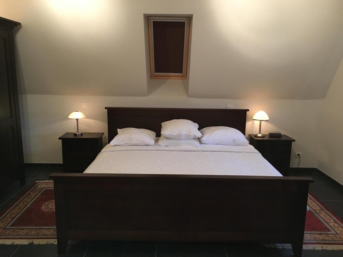 Hotel La Chaumiere Asse Luaran gambar