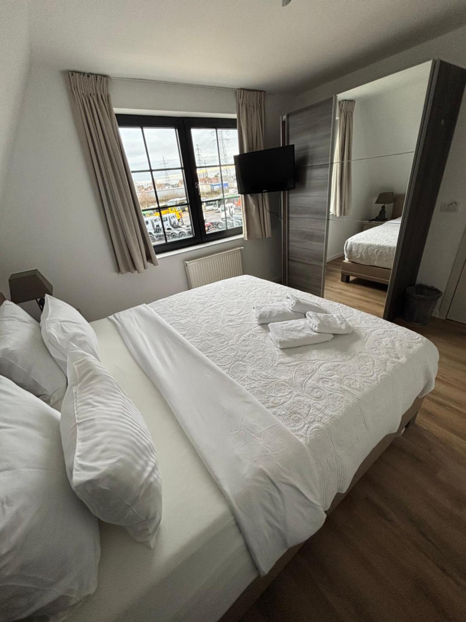 Hotel La Chaumiere Asse Luaran gambar