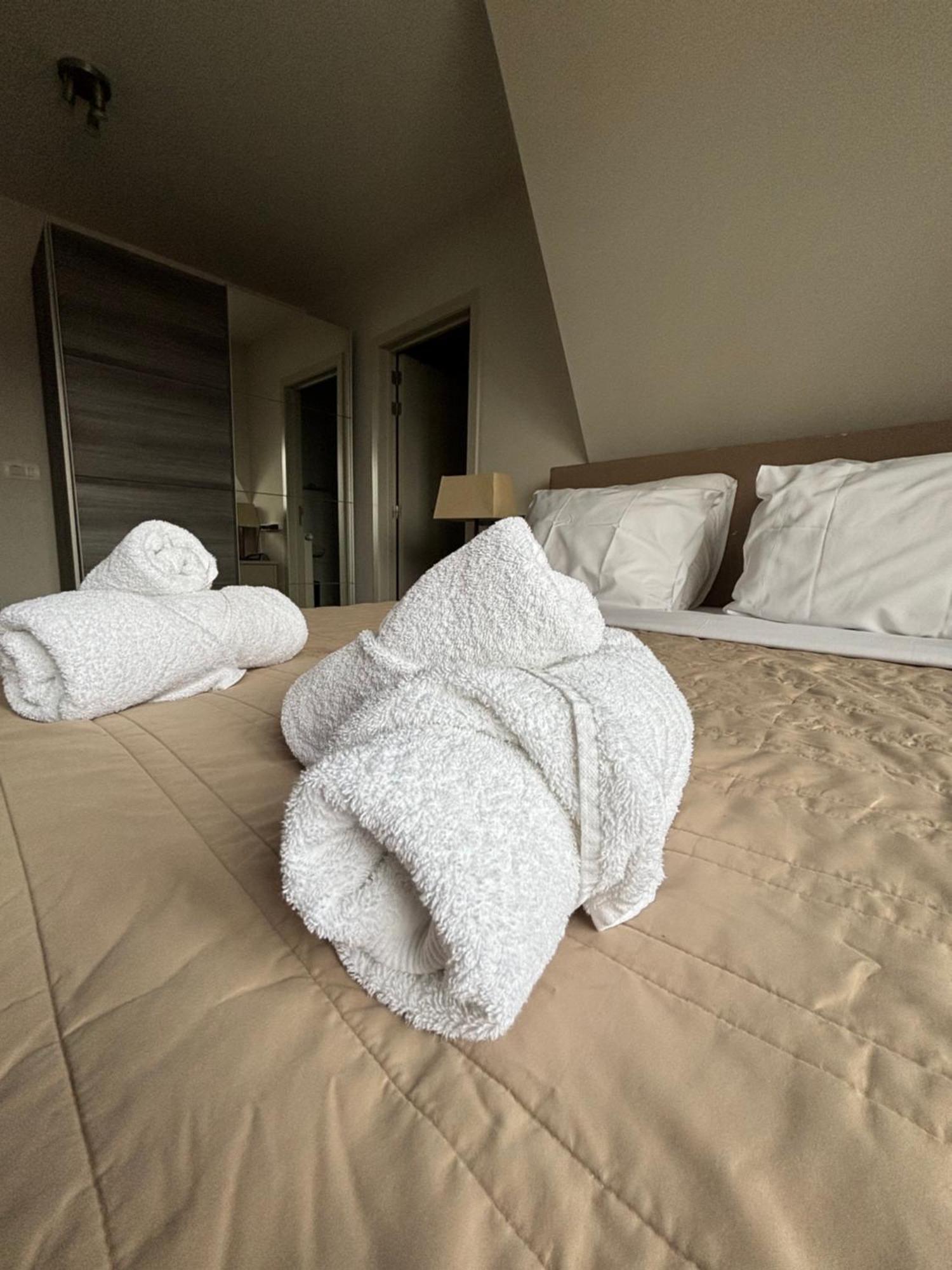 Hotel La Chaumiere Asse Luaran gambar