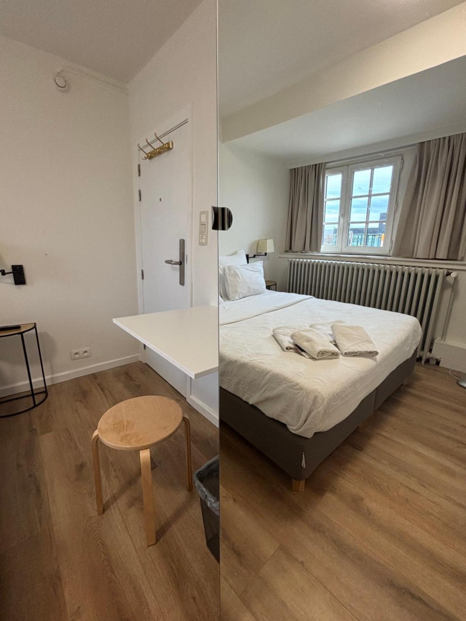 Hotel La Chaumiere Asse Luaran gambar