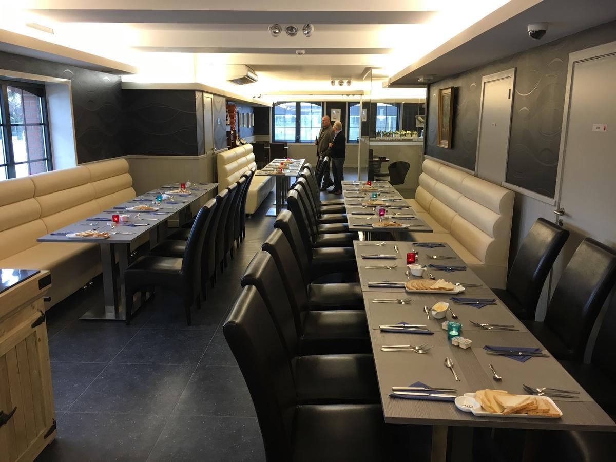 Hotel La Chaumiere Asse Luaran gambar